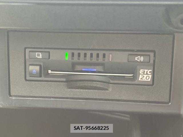 Toyota LAND CRUISER PRADO 2021-11 7501175-23