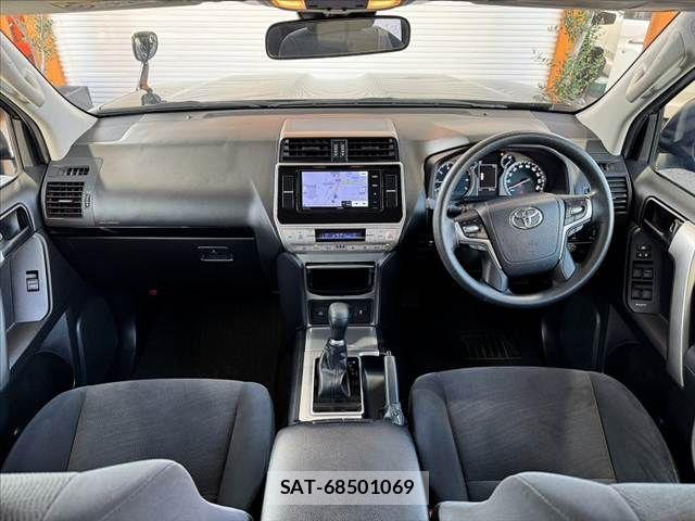 Toyota LAND CRUISER PRADO 2018-02 7501181-1