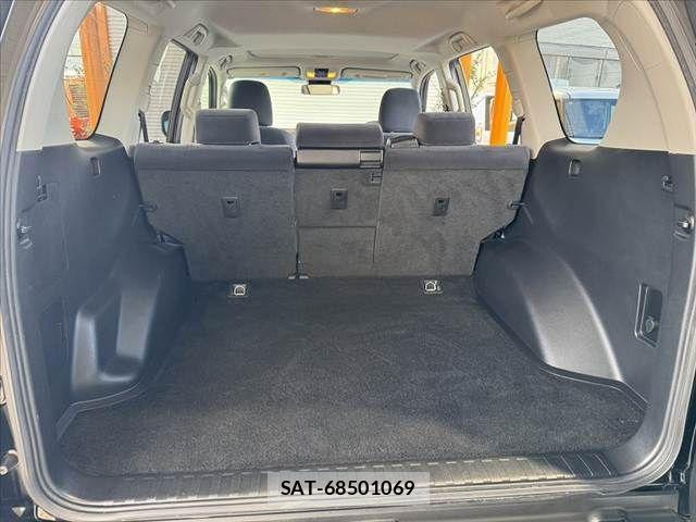 Toyota LAND CRUISER PRADO 2018-02 7501181-19