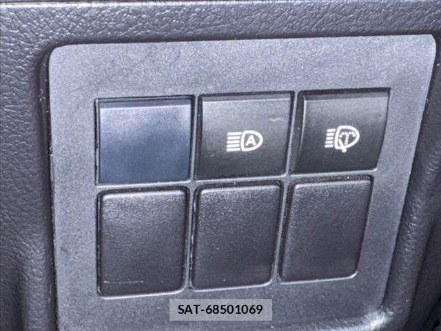 Toyota LAND CRUISER PRADO 2018-02 7501181-26