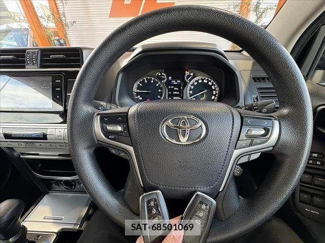 Toyota LAND CRUISER PRADO 2018-02 7501181-6
