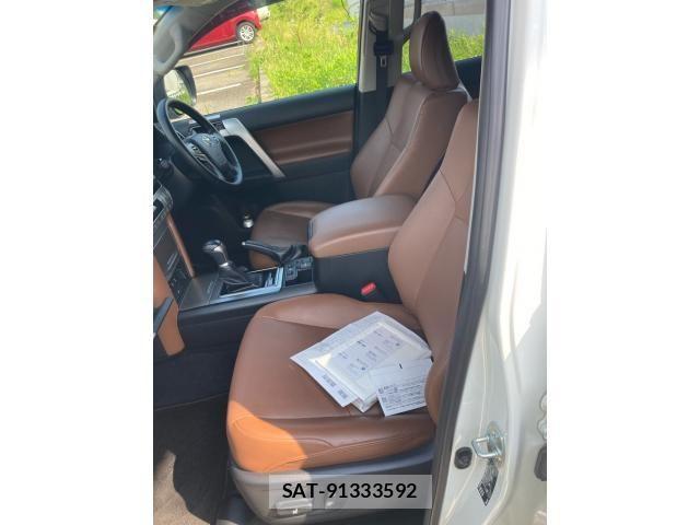 Toyota LAND CRUISER PRADO 2022-05 7501160-11