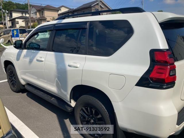 Toyota LAND CRUISER PRADO 2022-05 7501160-8