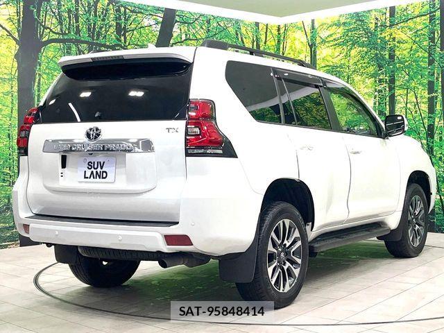 Toyota LAND CRUISER PRADO 2023-03 7562318-17
