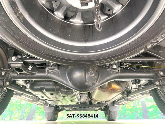 Toyota LAND CRUISER PRADO 2023-03 7562318-19