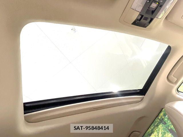 Toyota LAND CRUISER PRADO 2023-03 7562318-2