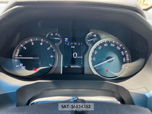 Toyota LAND CRUISER PRADO 2020-04 7562320-17