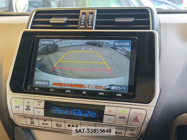 Toyota LAND CRUISER PRADO 2023-06 7562316-13