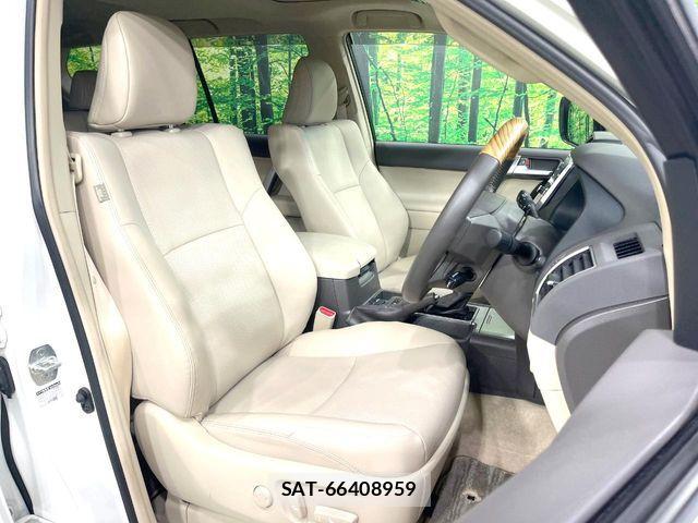 Toyota LAND CRUISER PRADO 2023-03 7562308-10