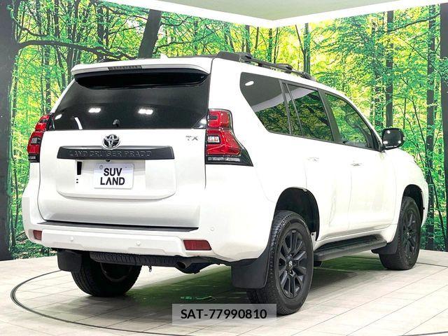 Toyota LAND CRUISER PRADO 2023-02 7562306-16