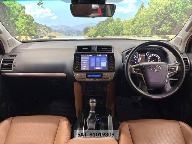 Toyota LAND CRUISER PRADO 2022-04 7562309-1