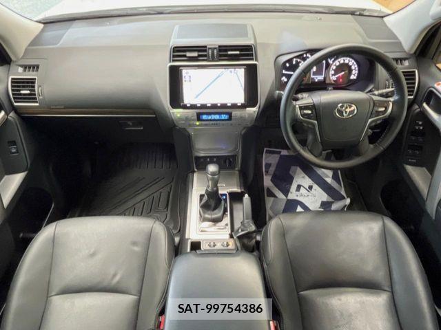Toyota LAND CRUISER PRADO 2023-11 7617453-1