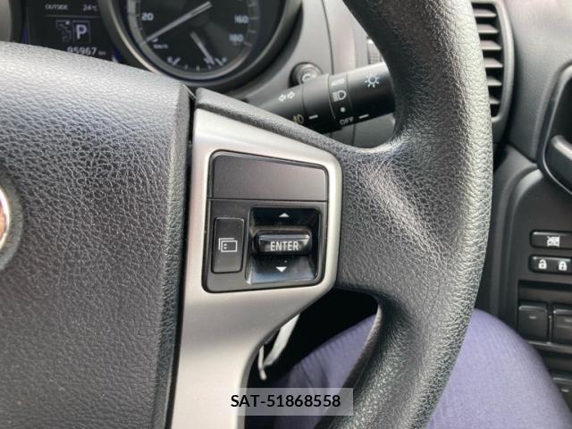 Toyota LAND CRUISER PRADO 2013-09 7617485-26