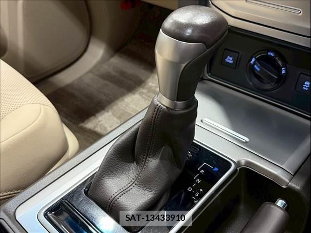 Toyota LAND CRUISER PRADO 2021-07 7617467-17