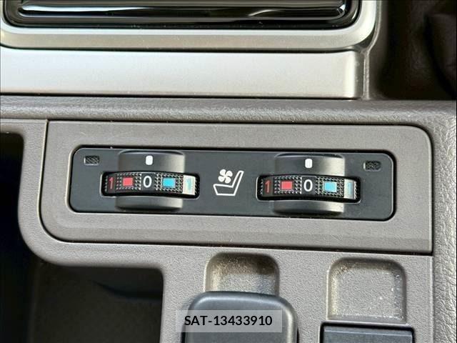 Toyota LAND CRUISER PRADO 2021-07 7617467-23