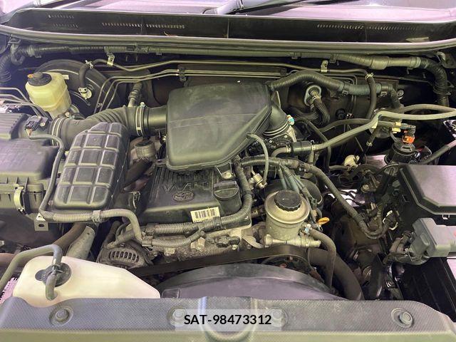 Toyota LAND CRUISER PRADO 2012-10 7617484-17