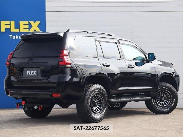 Toyota LAND CRUISER PRADO 2023-01 7617451-1