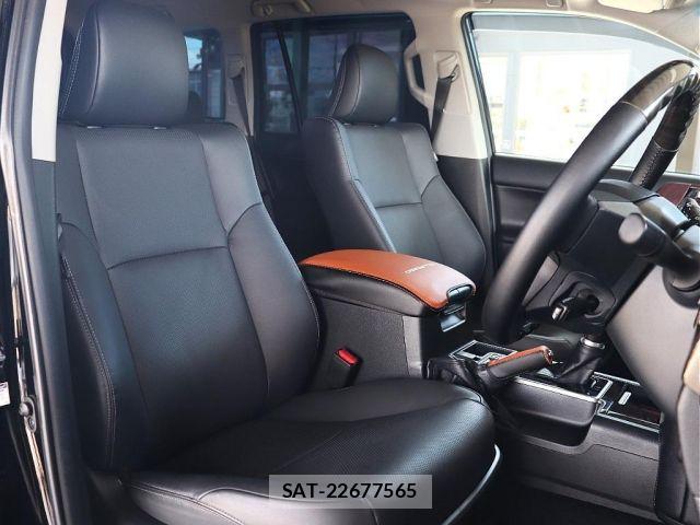 Toyota LAND CRUISER PRADO 2023-01 7617451-4