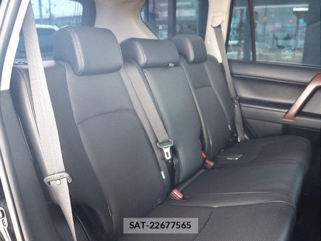 Toyota LAND CRUISER PRADO 2023-01 7617451-5