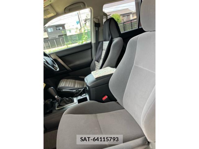 Toyota LAND CRUISER PRADO 2009-10 7617487-15
