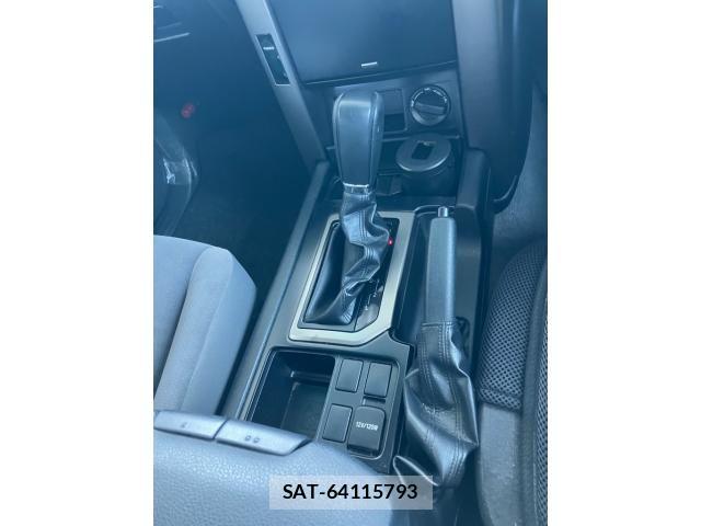 Toyota LAND CRUISER PRADO 2009-10 7617487-21