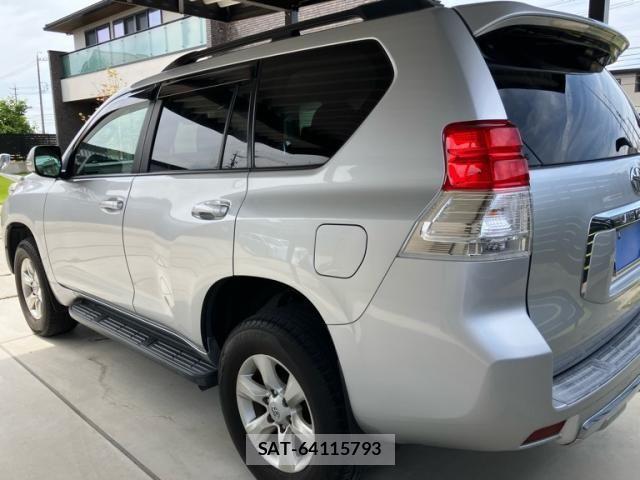 Toyota LAND CRUISER PRADO 2009-10 7617487-2