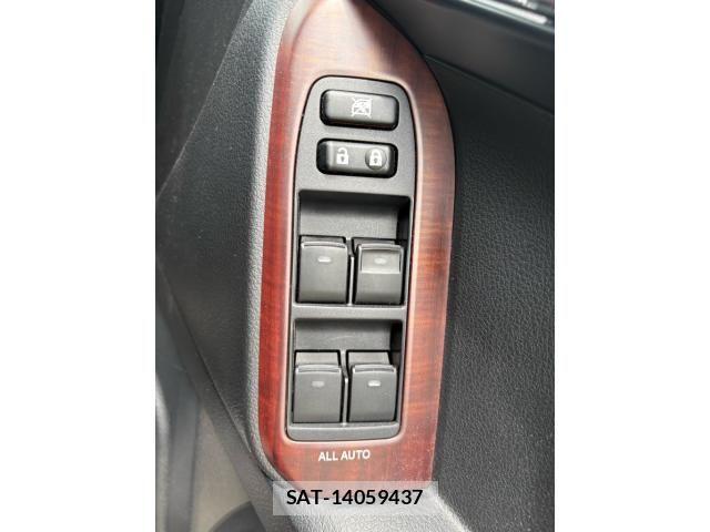Toyota LAND CRUISER PRADO 2014-01 7617483-15