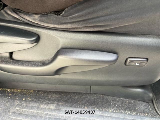 Toyota LAND CRUISER PRADO 2014-01 7617483-16