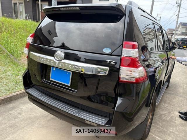 Toyota LAND CRUISER PRADO 2014-01 7617483-6