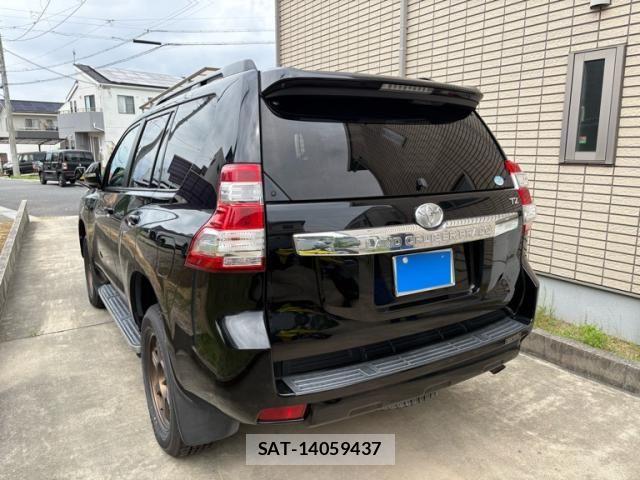 Toyota LAND CRUISER PRADO 2014-01 7617483-7