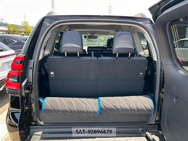 Toyota LAND CRUISER PRADO 2023-07 7617452-16