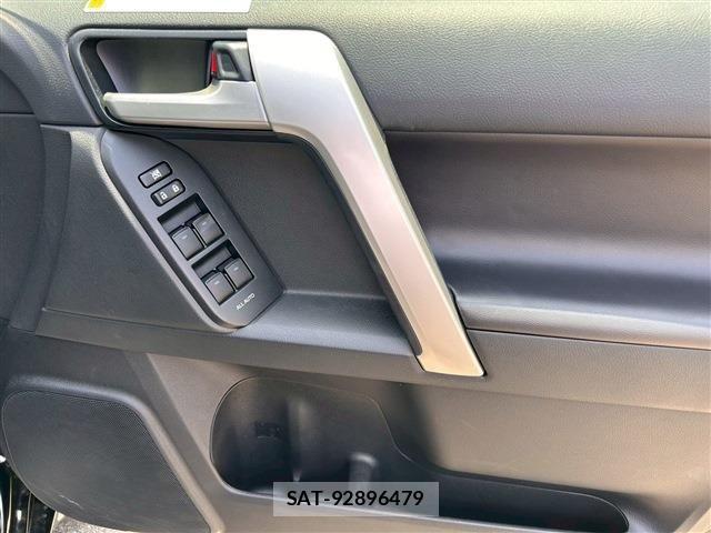 Toyota LAND CRUISER PRADO 2023-07 7617452-29