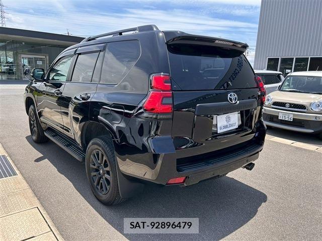 Toyota LAND CRUISER PRADO 2023-07 7617452-7