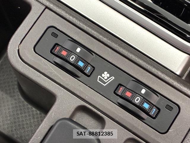 Toyota LAND CRUISER PRADO 2023-08 7617459-18