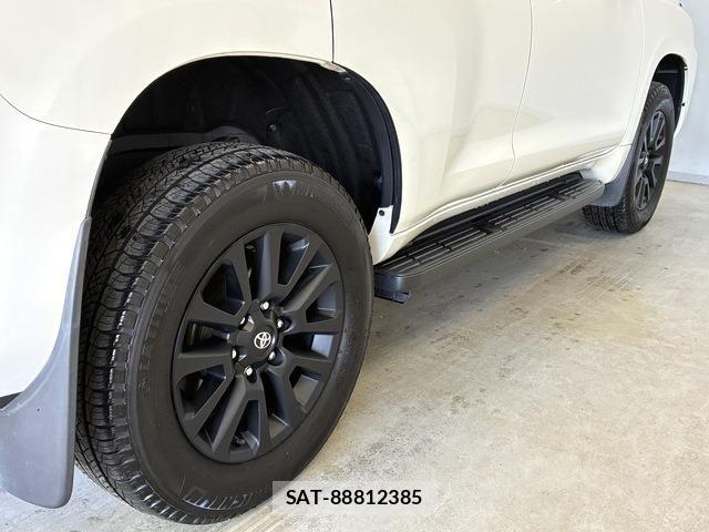 Toyota LAND CRUISER PRADO 2023-08 7617459-27