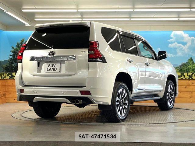 Toyota LAND CRUISER PRADO 2023-06 7617465-16