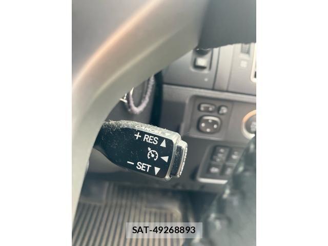 Toyota LAND CRUISER PRADO 2017-03 7617477-17