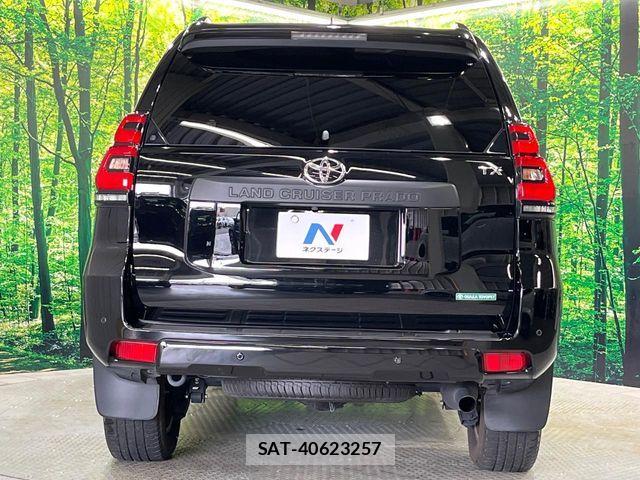 Toyota LAND CRUISER PRADO 2023-08 7617460-15