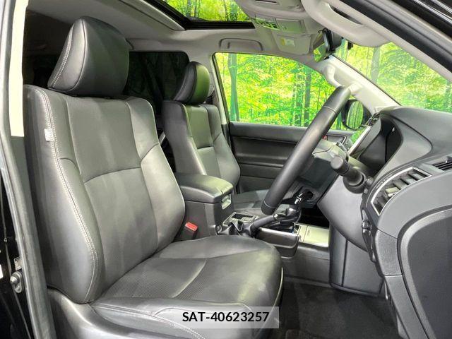 Toyota LAND CRUISER PRADO 2023-08 7617460-8