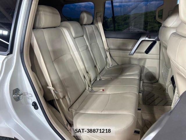 Toyota LAND CRUISER PRADO 2023-06 7617461-8