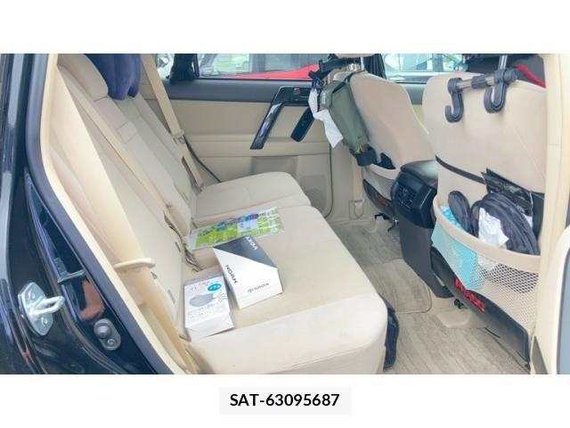 Toyota LAND CRUISER PRADO 2019-04 7617463-16