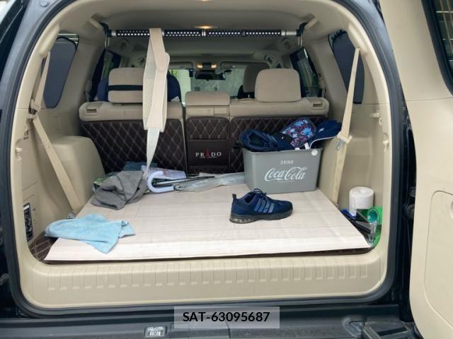 Toyota LAND CRUISER PRADO 2019-04 7617463-19