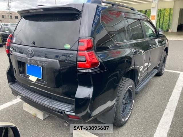 Toyota LAND CRUISER PRADO 2019-04 7617463-4