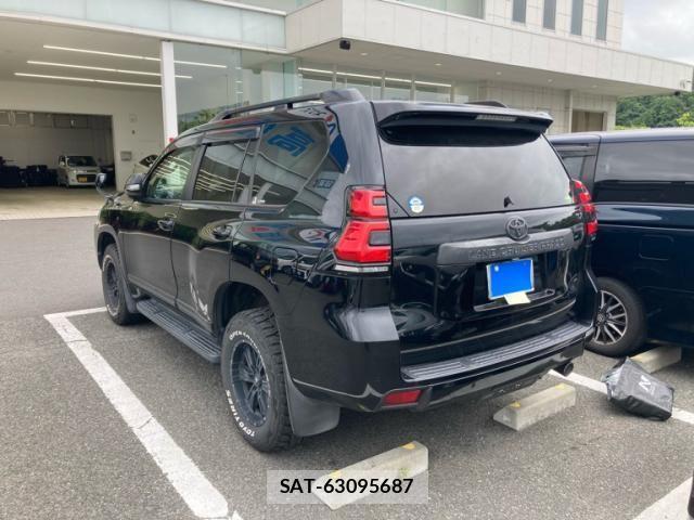 Toyota LAND CRUISER PRADO 2019-04 7617463-5