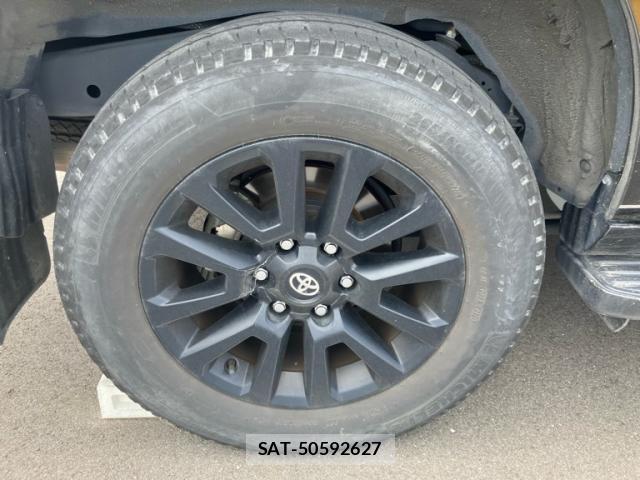 Toyota LAND CRUISER PRADO 2022-11 7617456-25
