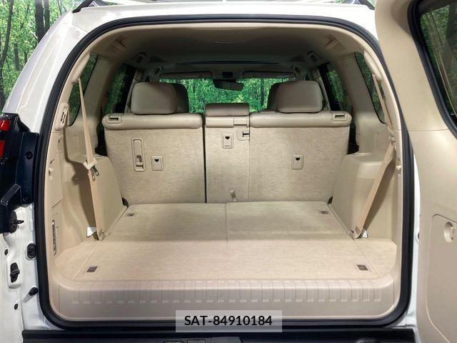 Toyota LAND CRUISER PRADO 2023-08 7617458-10