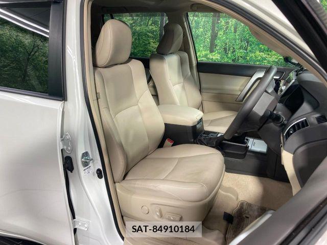 Toyota LAND CRUISER PRADO 2023-08 7617458-7