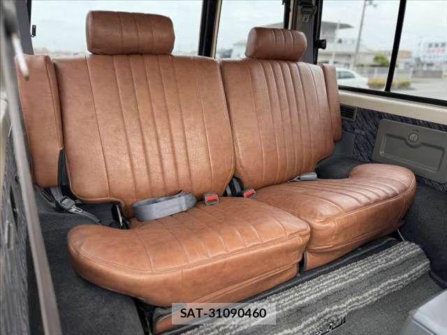 Toyota LAND CRUISER PRADO 1994-04 7617481-18