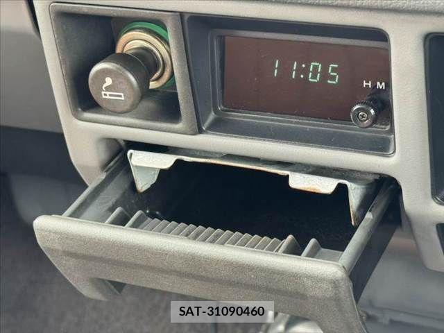 Toyota LAND CRUISER PRADO 1994-04 7617481-26