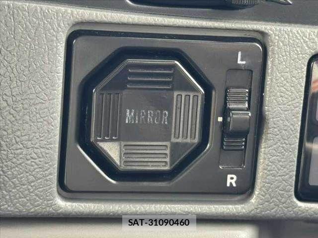 Toyota LAND CRUISER PRADO 1994-04 7617481-27